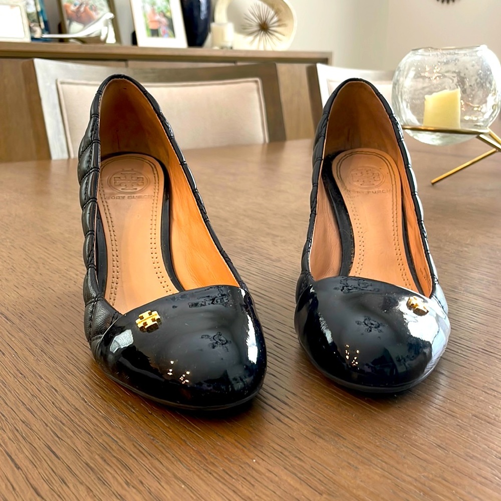 Tory Burch Quilted Platform Shoe size 6
